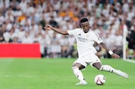 NG大舞台：金塞拉：福法纳因伤缺战热刺，他将在未来几天接受评估.